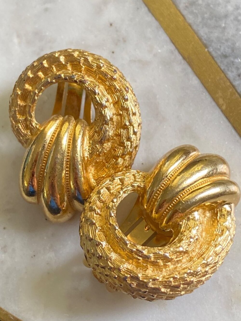Christian Dior Vintage Gold-Tone Textured Clip-On Earrings - Picture 4 of 8